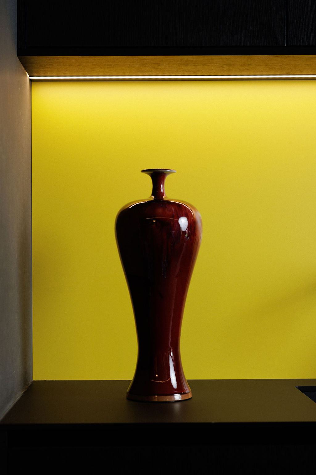 hoge smalle slanke vaas blue rebel nouq